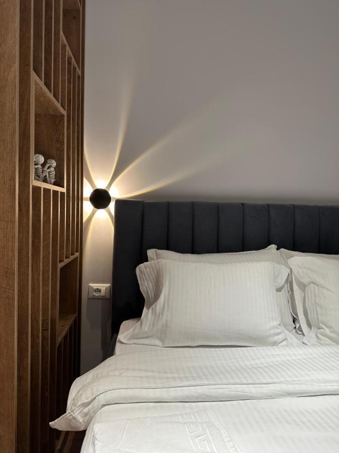 4Seasonsgea , Studio Apartment In Heart Of Tirana Zewnętrze zdjęcie